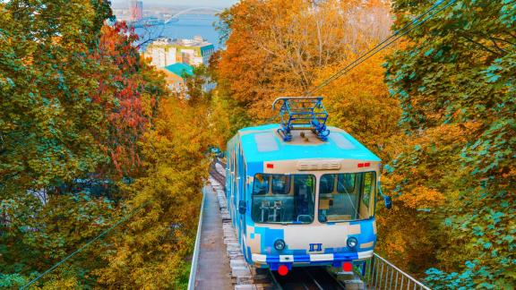 Foliage: ecco le città dove ammirarlo a bordo di  tram storici  