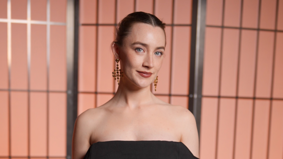 Beatles: sarà Saoirse Ronan a interpretare Linda McCartney nel biopic di Sam Mendes
