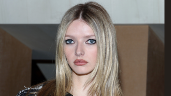 Chris Martin: la figlia Apple canta seguendo le orme paterne. Il video