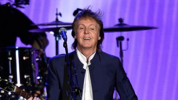 Paul McCartney contro Bruxelles: la battaglia per salvare il &ldquo;veggie burger&rdquo;