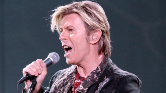 I cantautori italiani che hanno incrociato la strada di David Bowie