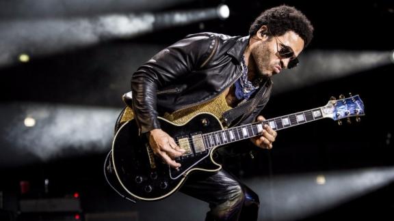 Lenny Kravitz in lizza per la soundtrack di "50 Sfumature di nero"