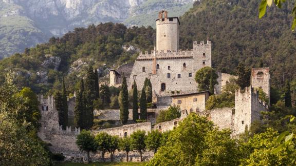 Castello di Avio