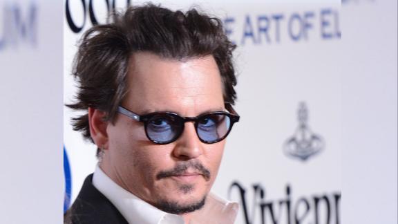 Johnny Depp guadagna oltre 8 milioni di sterline. Ma il cinema non c'entra