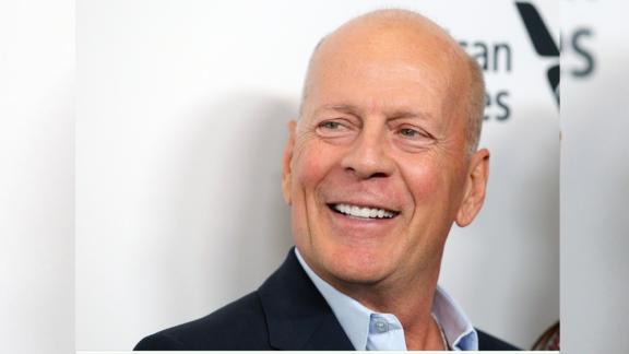 Bruce Willis: le bellissime foto con la nipotina