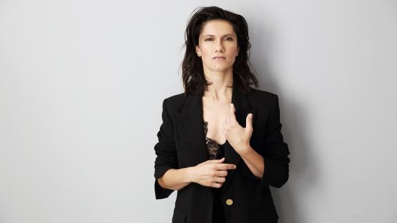 Elisa canta Mare Mare e dà il via alle cover di I Love My Radio