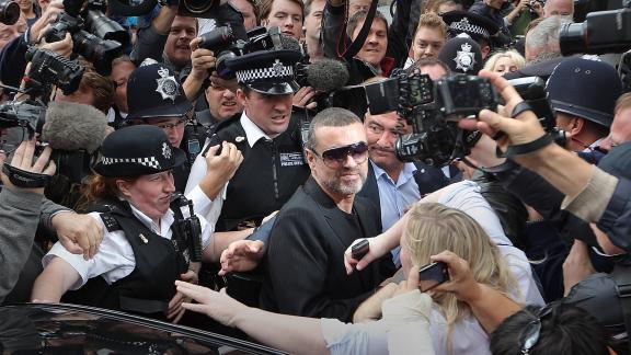 George Michael: il suo ex compagno chiede alla famiglia 16.550 euro