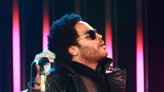 Lenny Kravitz è davvero un inguaribile romantico