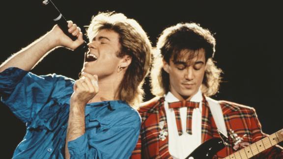28 febbraio: George Michael annuncia lo scioglimento dei Wham!