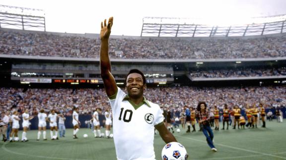Pelé, addio alla leggenda dello sport