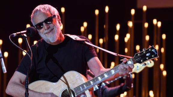18 novembre: Cat Stevens  al primo posto in classifica con Catch Bull At Four