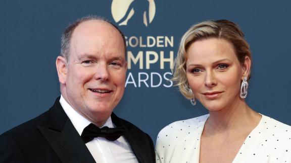 La Principessa Charlene ancora più chic col nuovo taglio di capelli