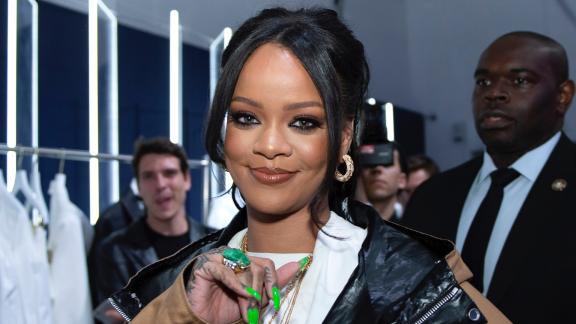 Rihanna è miliardaria. Con sorpresa