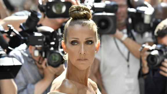 Celine Dion? Si dedica ai fan!