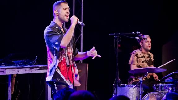 Mahmood trionfa agli Ema a Siviglia 