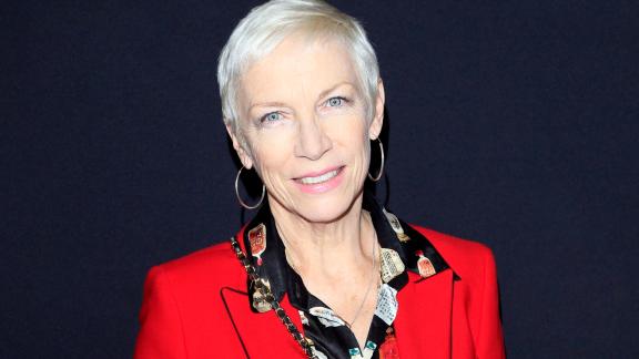 Annie Lennox: la sua canzone per donarci speranza è meravigliosa