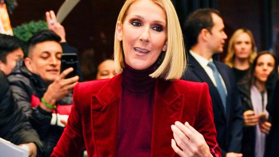 Celine Dion  da brividi mentre canta Over The Rainbow