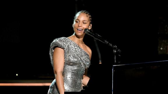 Alicia Keys festeggia i 20 anni di Songs In A Minor