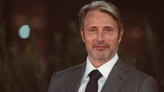 Animali Fantastici 3: Mads Mikkelsen potrebbe essere il sostituto di Johnny Depp