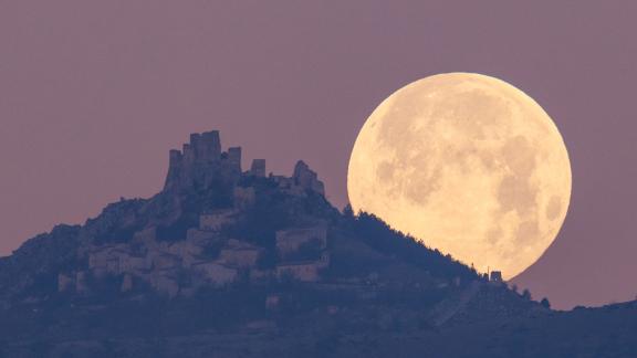Ottobre è il mese della Luna