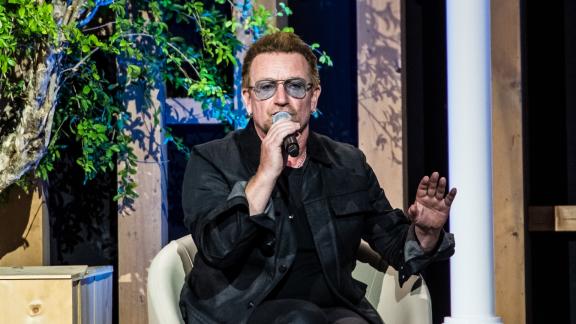 Com'è avere un papà rockstar? Ce lo racconta il figlio di Bono
