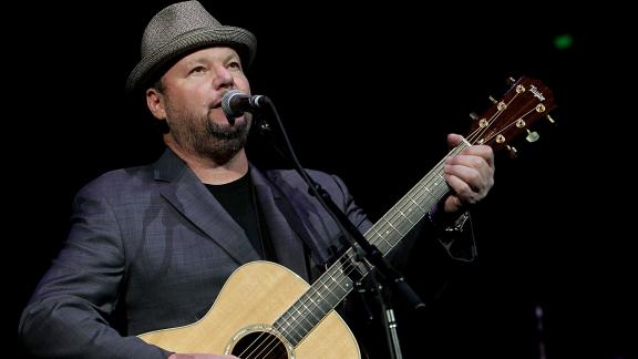 25 febbraio: Christopher Cross trionfa ai Grammy Award