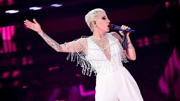  Musica o moda: il dilemma di Sanremo