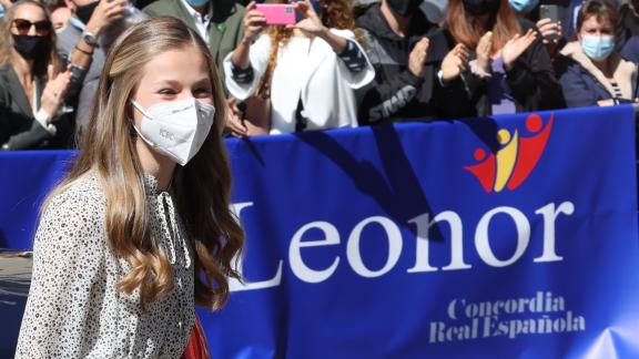 Piccole Reali crescono: il primo discorso tutta sola di Leonor di Spagna
