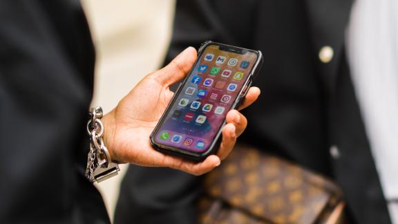 Facebook, Whatsapp e Instagram a pagamento: la nuova ipotesi