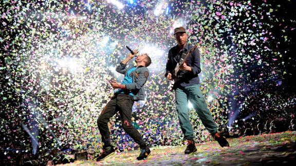 I Coldplay, il messaggio misterioso e l'attesa dei fan