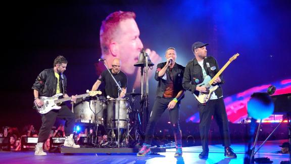 Coldplay sotto attacco: ecco perché