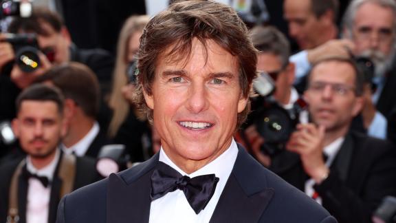 Spettacolare Tom Cruise: tra elicotteri e palme d'oro
