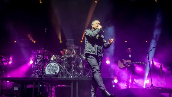 I Simple Minds al Teatro Antico di Taormina: l'emozionante video