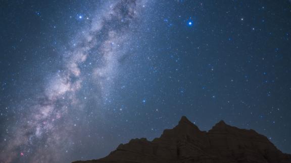 Magia delle stelle: tutte le comete e le superlune da ammirare nel 2023
