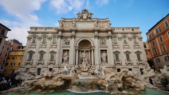 Il Brasile ha realizzato una copia della Fontana di Trevi. Ed è scattata la polemica