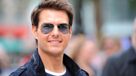 Se Tom Cruise è costretto ad atterrare a sorpresa nel giardino di una famiglia inglese