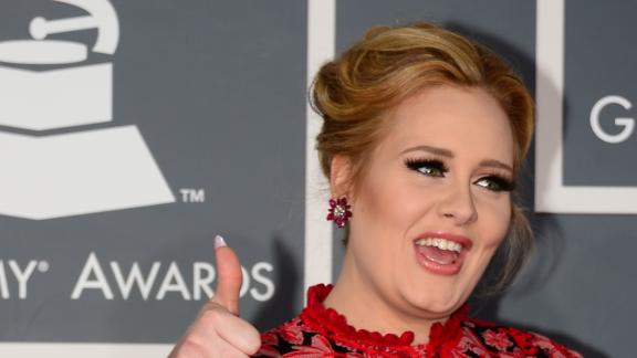 Adele, trema: la figlia di Courteney Cox ti sfida