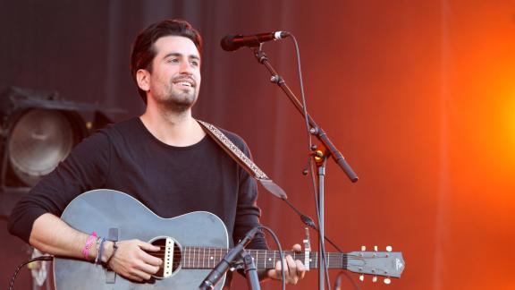 Dotan e la sua canzone per darci speranza