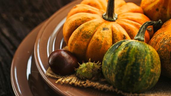 Halloween: le idee più chic per decorare la tavola