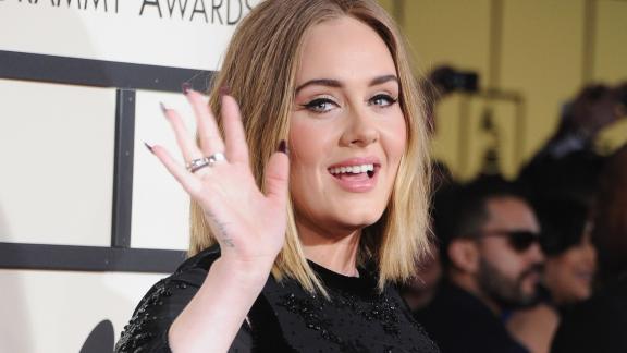 Adele non rinuncia al fast food