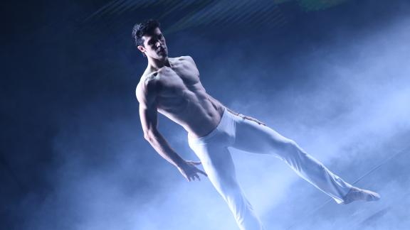 Roberto Bolle: la sua foto da piccolo è un vero incanto