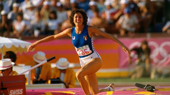 Sara Simeoni: il coraggioso messaggio della grande campionessa