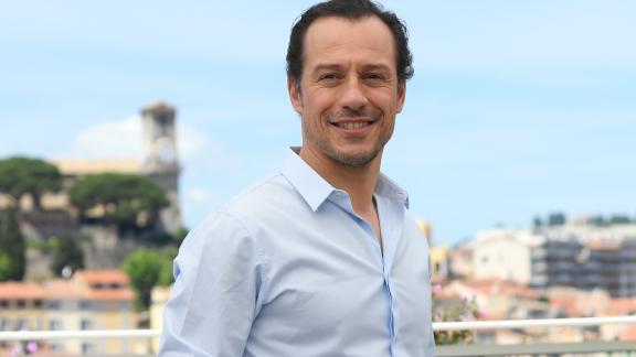 Stefano Accorsi di nuovo papà!