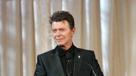 David Bowie e quella stupenda idea con le sagome dei Beatles