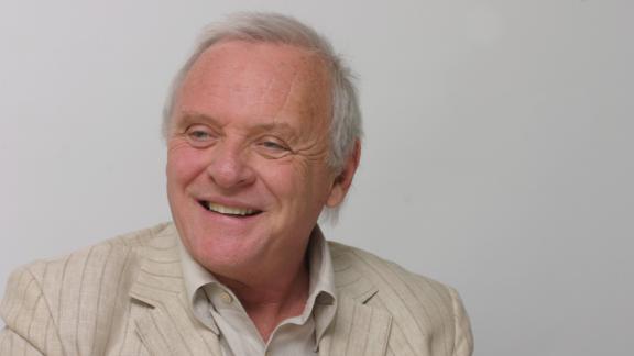 Anthony Hopkins e il suo urlo gioioso: sono italiano!