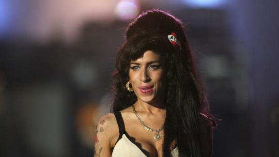 Amy Winehouse: il padre attacca il film in arrivo