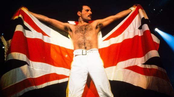 Freddie Mercury: la sua vita raccontata dalle sue foto più belle