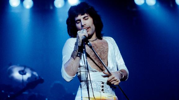 Freddie Mercury e quella canzone difficile da cantare dal vivo