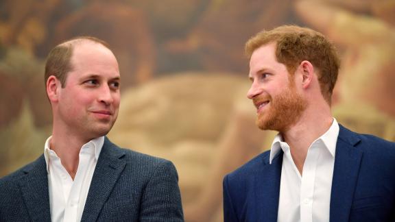 Harry e William riuniti per i 60 anni di lady Diana. Scoppierà la pace?