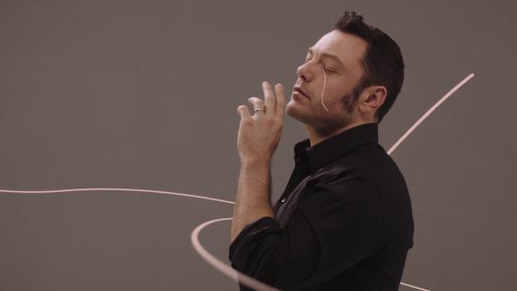 Tiziano Ferro al lavoro sul nuovo video